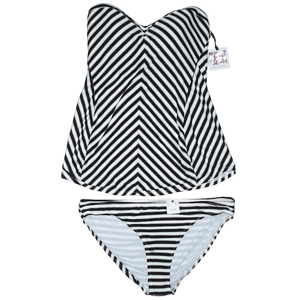 Jessica Simpson Maternity Swim